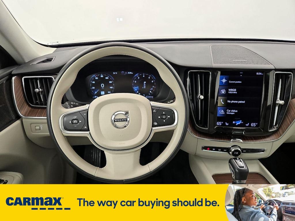 used 2021 Volvo XC60 car, priced at $30,998