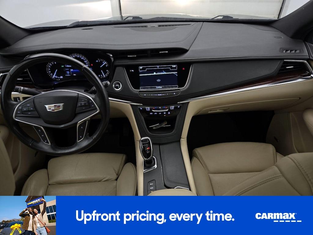 used 2017 Cadillac XT5 car, priced at $18,998