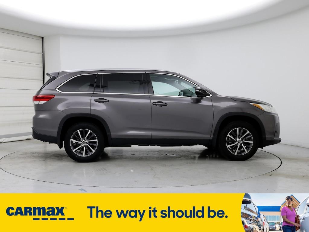 used 2019 Toyota Highlander car, priced at $33,998