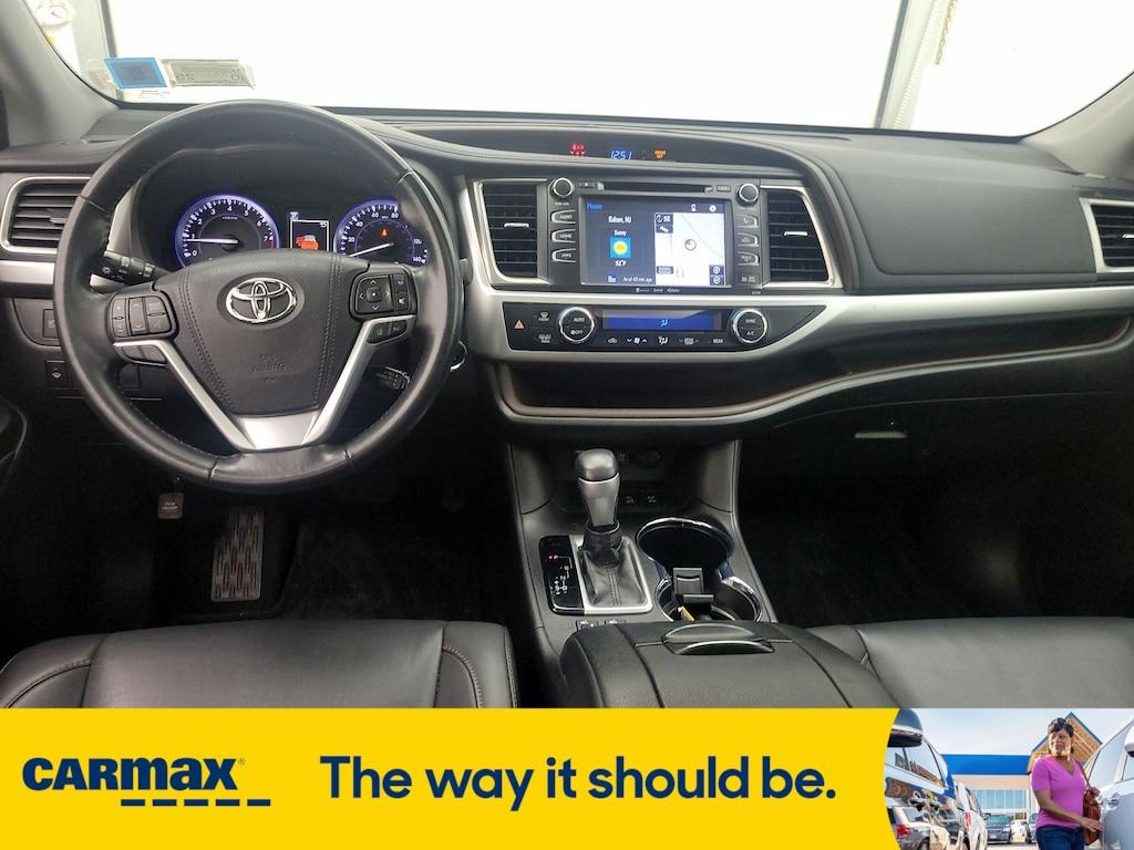 used 2019 Toyota Highlander car, priced at $33,998