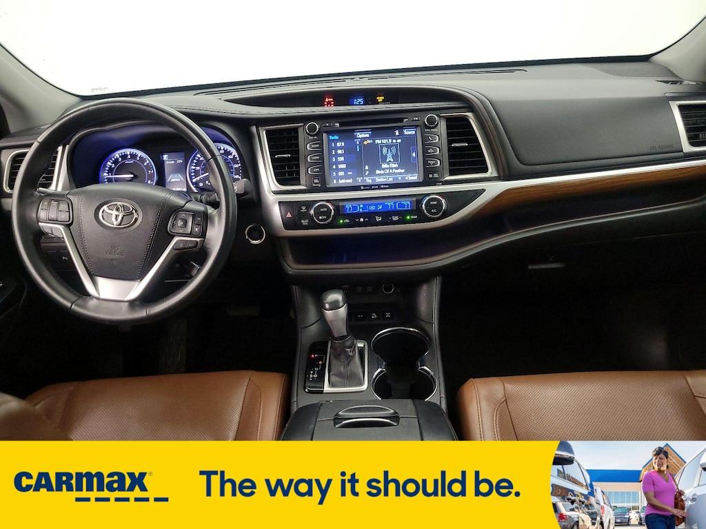 used 2017 Toyota Highlander car, priced at $24,998