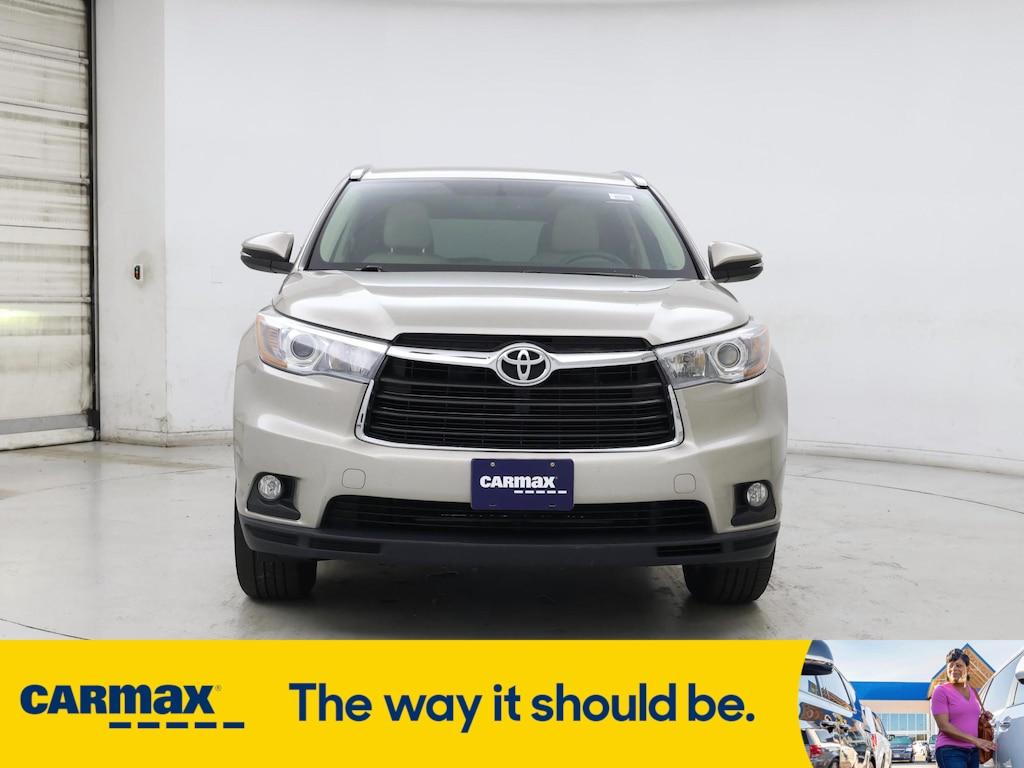 used 2015 Toyota Highlander car, priced at $21,998