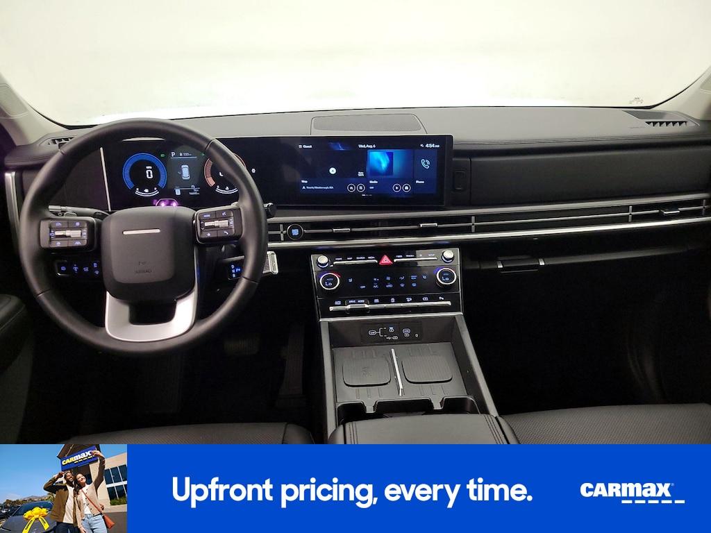 used 2025 Hyundai Santa Fe car, priced at $36,998