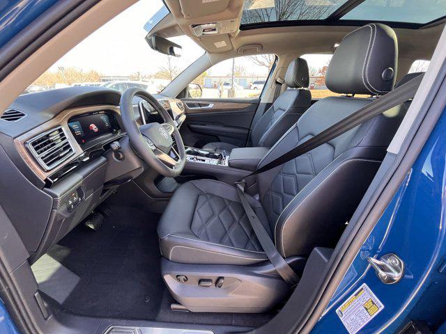 new 2025 Volkswagen Atlas car, priced at $44,413