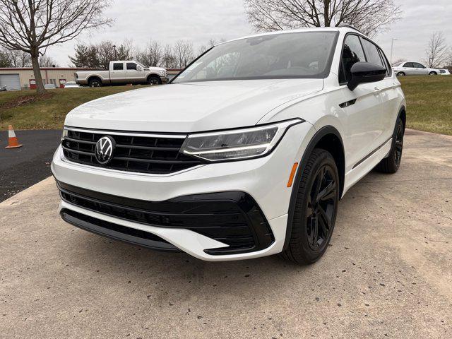 new 2024 Volkswagen Tiguan car, priced at $35,178