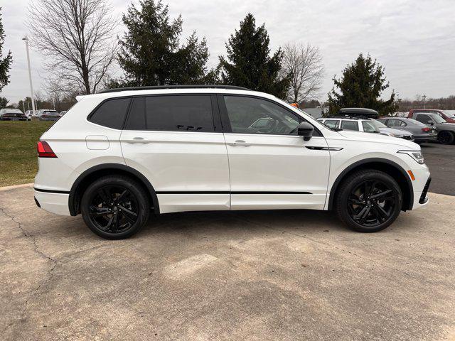 new 2024 Volkswagen Tiguan car, priced at $35,178