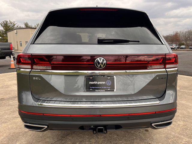 new 2025 Volkswagen Atlas car, priced at $47,301