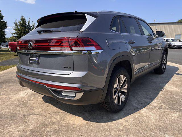 new 2024 Volkswagen Atlas Cross Sport car, priced at $36,976