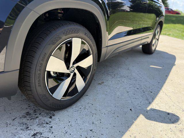 new 2025 Volkswagen Taos car, priced at $28,453