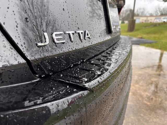 new 2024 Volkswagen Jetta car, priced at $25,900