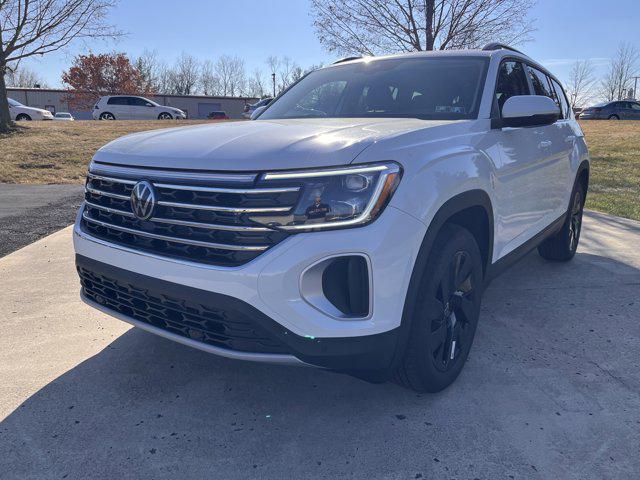 new 2024 Volkswagen Atlas car, priced at $48,132