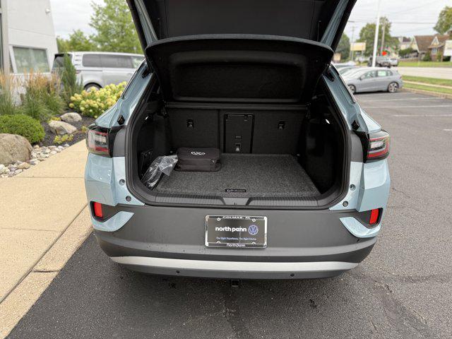 new 2025 Volkswagen ID.4 car, priced at $52,853