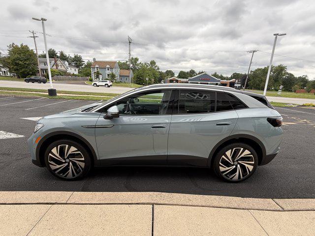 new 2025 Volkswagen ID.4 car, priced at $52,853