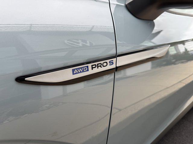 new 2025 Volkswagen ID.4 car, priced at $52,853