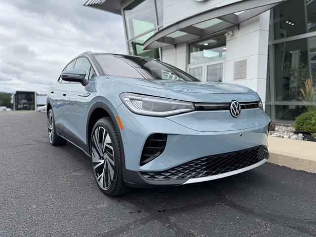 new 2025 Volkswagen ID.4 car, priced at $52,853
