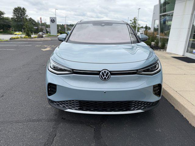 new 2025 Volkswagen ID.4 car, priced at $52,853
