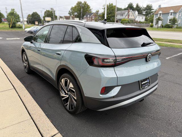 new 2025 Volkswagen ID.4 car, priced at $52,853