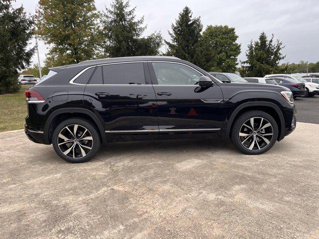 new 2024 Volkswagen Atlas Cross Sport car, priced at $49,686