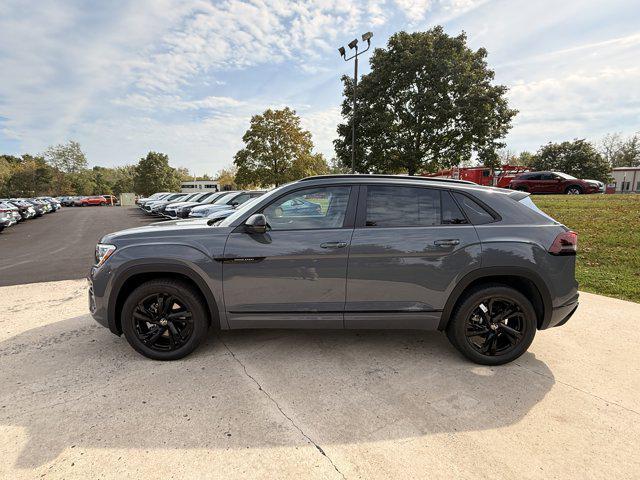 new 2026 Volkswagen Atlas Cross Sport car, priced at $50,192