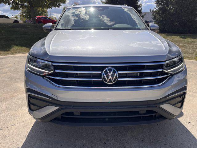 new 2024 Volkswagen Tiguan car, priced at $33,600