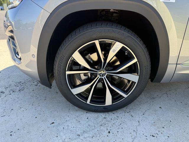 new 2026 Volkswagen Atlas car, priced at $54,331