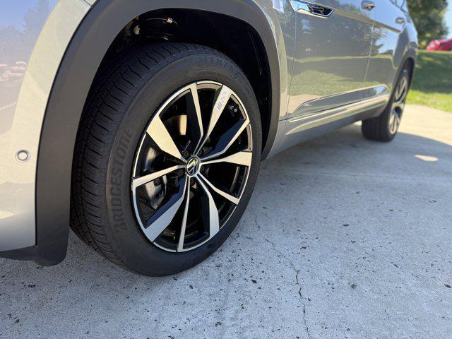 new 2026 Volkswagen Atlas car, priced at $54,331