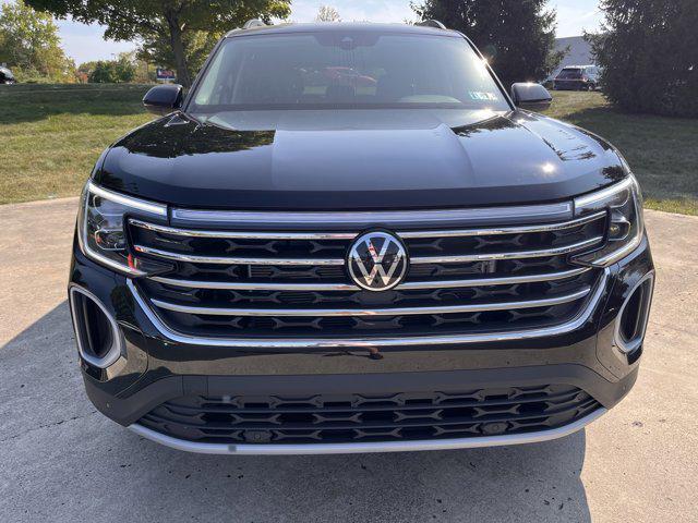 new 2024 Volkswagen Atlas car, priced at $41,800