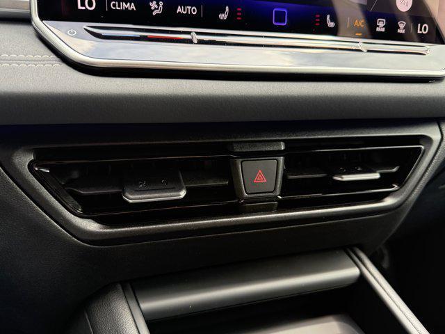 new 2025 Volkswagen Tiguan car, priced at $32,800