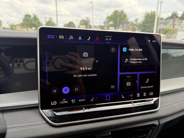 new 2025 Volkswagen Tiguan car, priced at $32,800