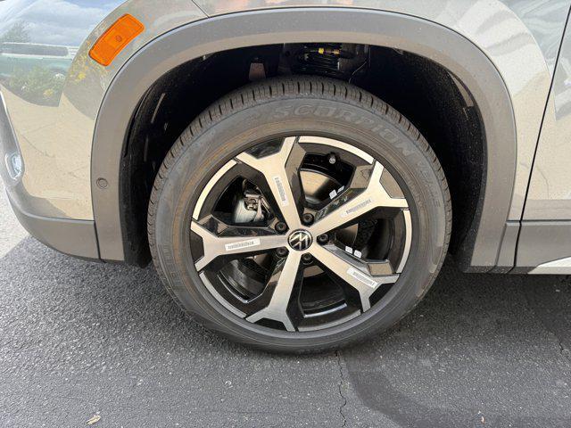 new 2025 Volkswagen Tiguan car, priced at $32,800