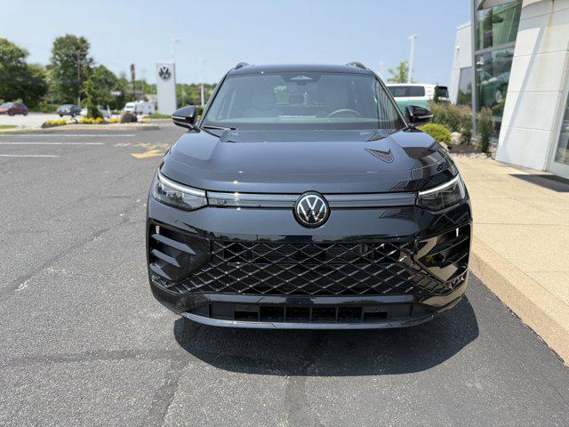 new 2025 Volkswagen Tiguan car, priced at $39,376