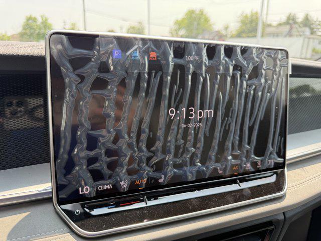 new 2025 Volkswagen Tiguan car, priced at $39,376