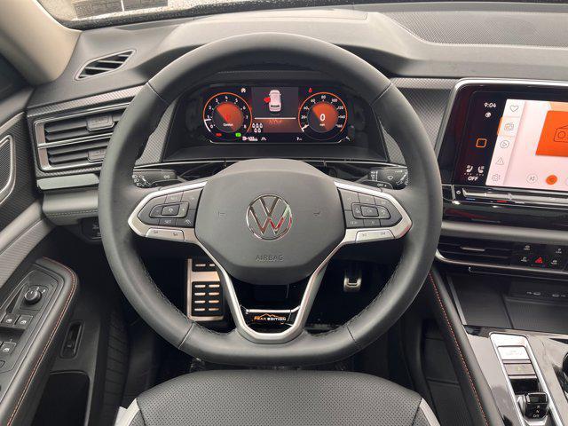 new 2024 Volkswagen Atlas car, priced at $47,879