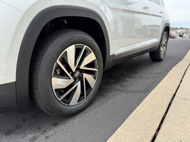 new 2025 Volkswagen Atlas car, priced at $47,836