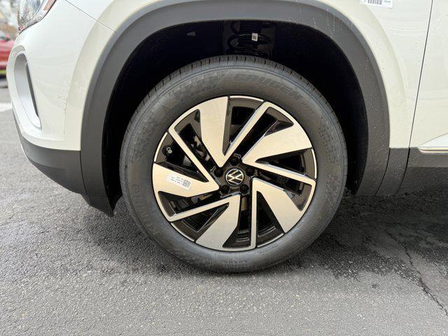 new 2025 Volkswagen Atlas car, priced at $47,836