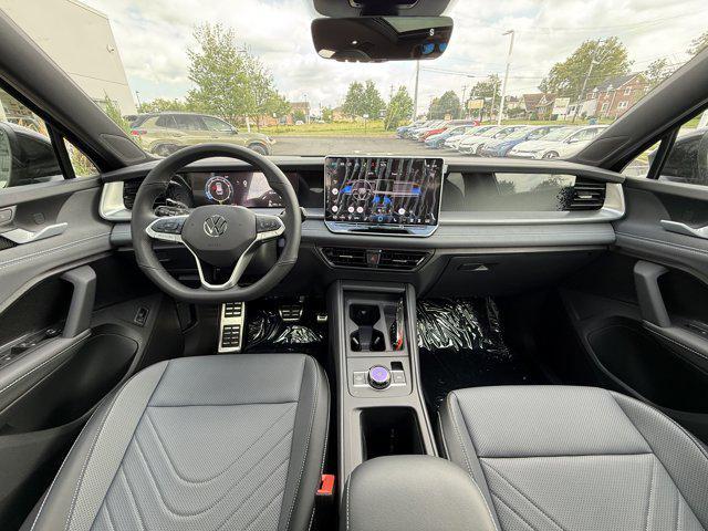 new 2025 Volkswagen Tiguan car, priced at $37,311