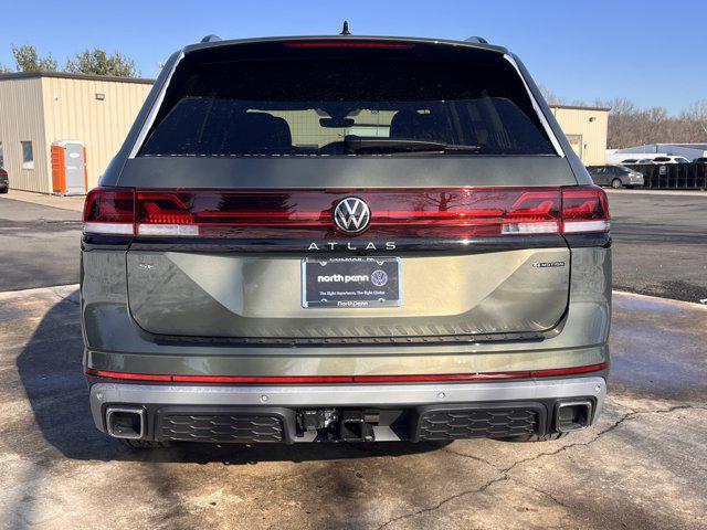 new 2025 Volkswagen Atlas car, priced at $50,051