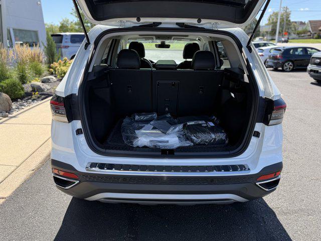 new 2025 Volkswagen Taos car, priced at $35,943