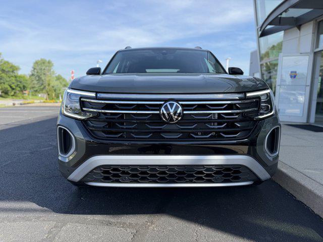 new 2025 Volkswagen Atlas car, priced at $46,404