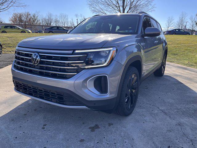 new 2025 Volkswagen Atlas car, priced at $44,327