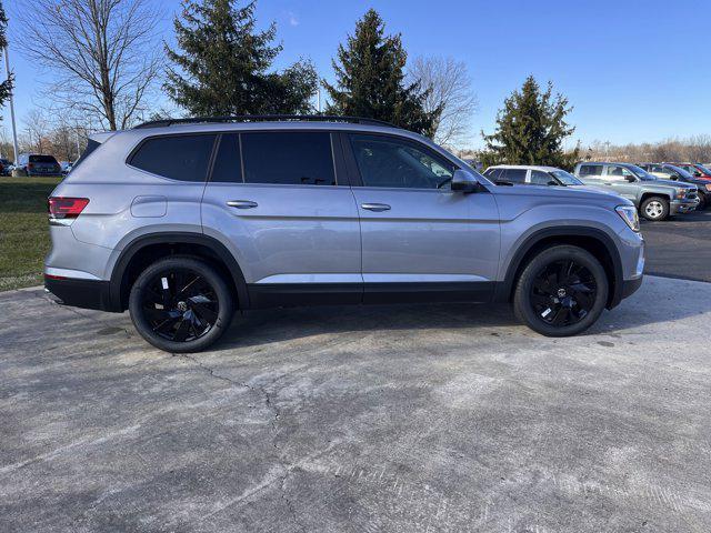 new 2025 Volkswagen Atlas car, priced at $44,327