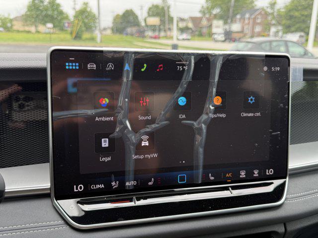 new 2025 Volkswagen Tiguan car, priced at $39,376