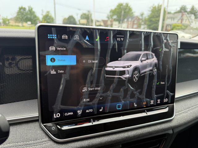 new 2025 Volkswagen Tiguan car, priced at $31,301