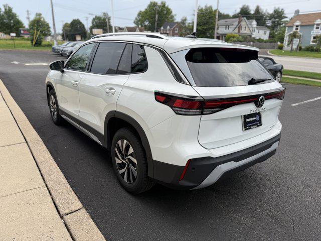 new 2025 Volkswagen Tiguan car, priced at $31,301