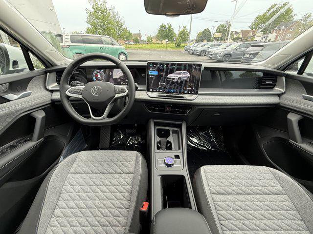new 2025 Volkswagen Tiguan car, priced at $31,301