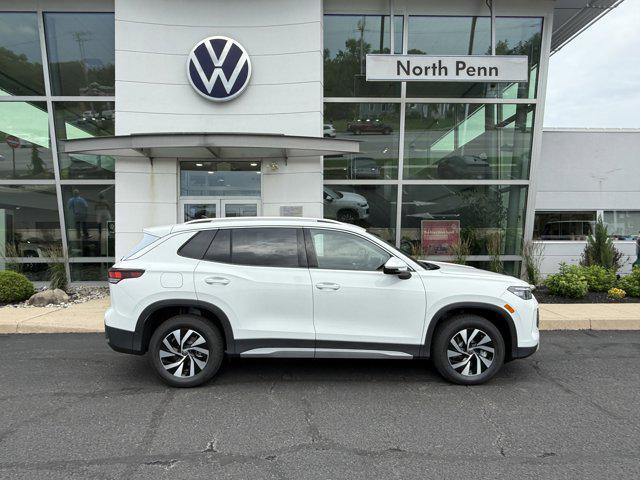 new 2025 Volkswagen Tiguan car, priced at $31,301