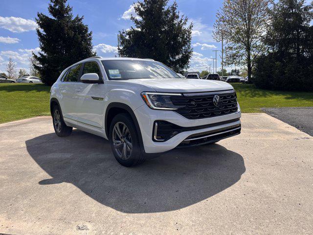 new 2024 Volkswagen Atlas Cross Sport car, priced at $45,890