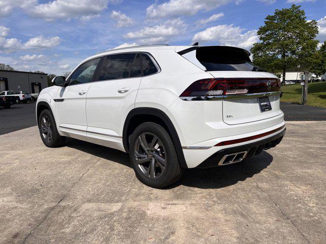 new 2024 Volkswagen Atlas Cross Sport car, priced at $45,890