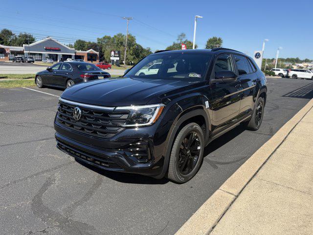 new 2026 Volkswagen Atlas Cross Sport car, priced at $49,755