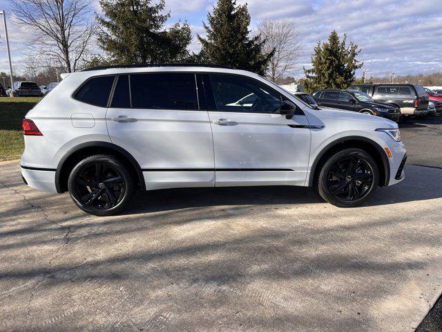 new 2024 Volkswagen Tiguan car, priced at $39,004